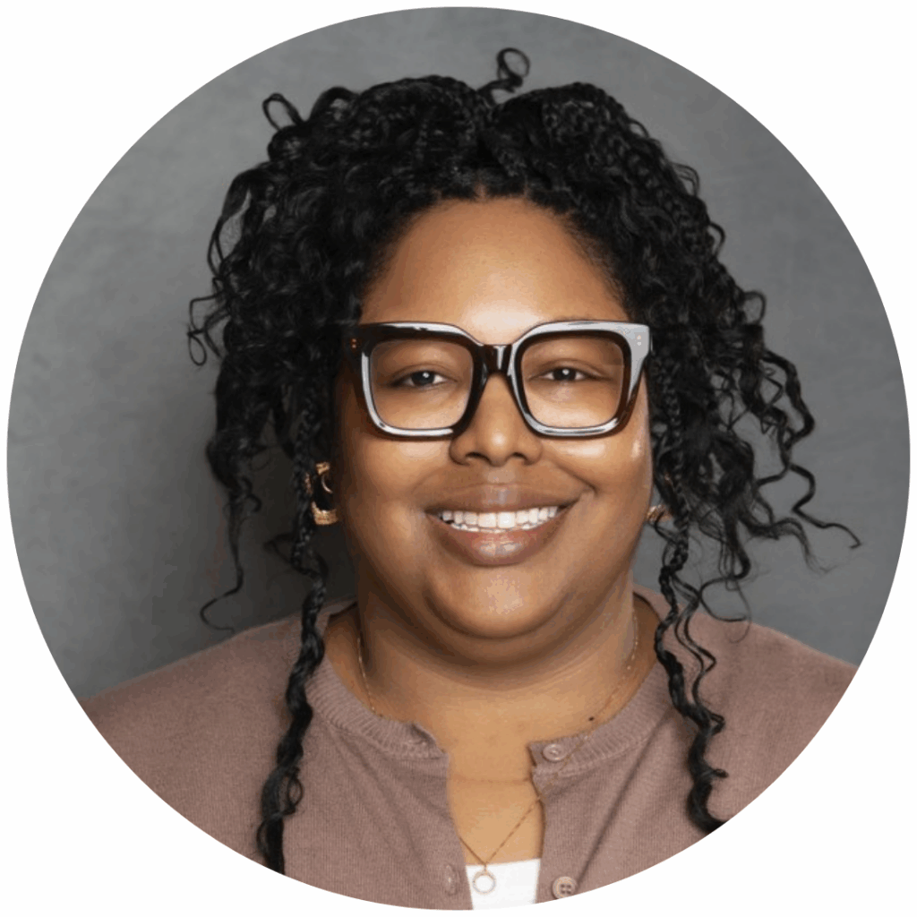 Megan Headshot - alumni scholar
