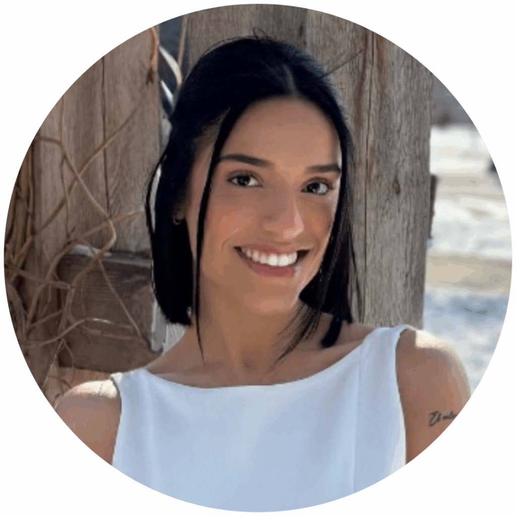 Monique Headshot - Skills Alumni