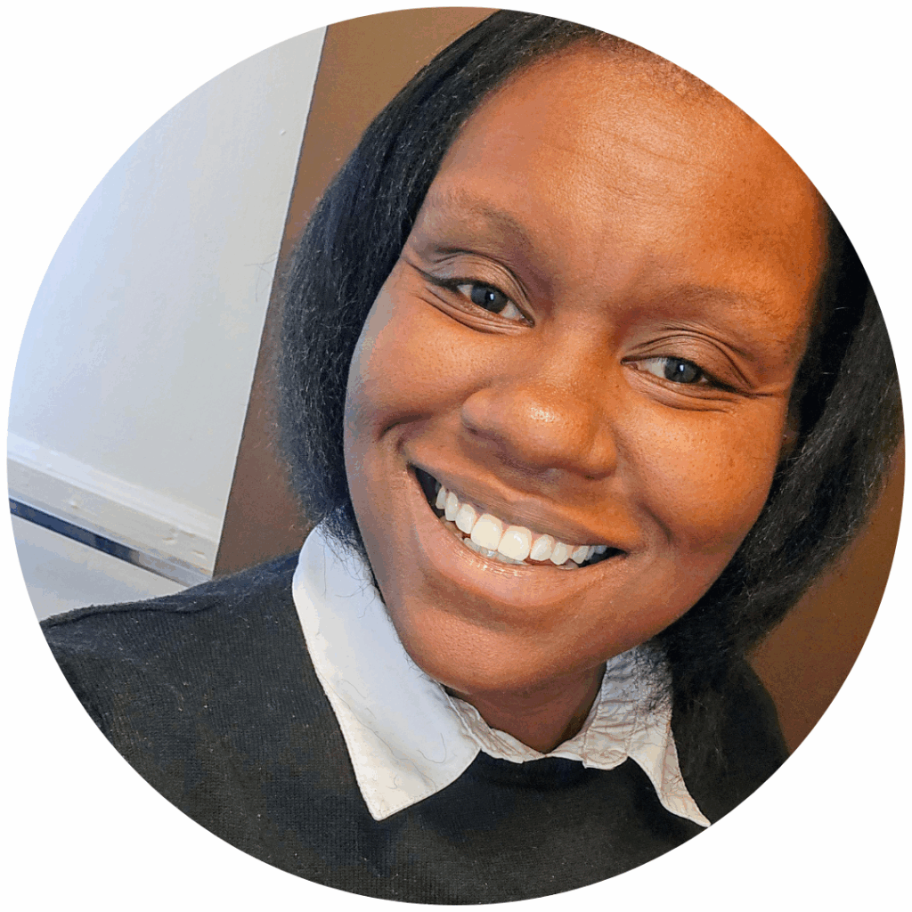 Tia headshot - skills alumni