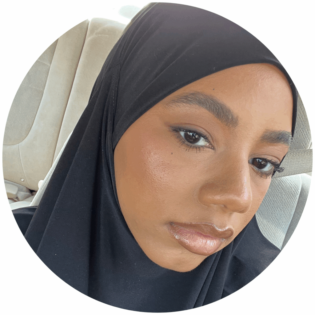 yaminah headshot - skills alumni